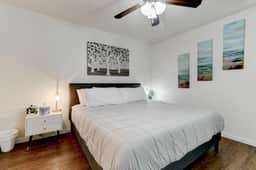 Fully Furnished 3BR/2BA Townhome - Image 4